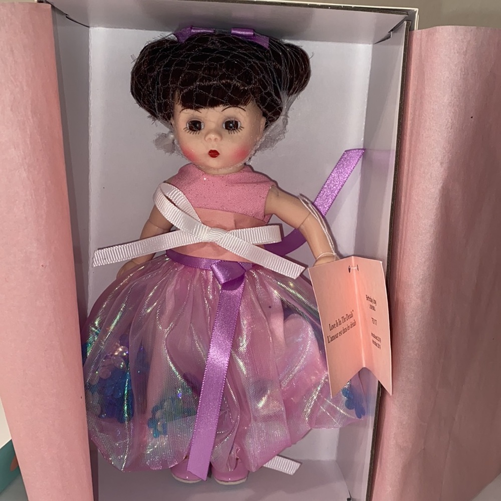 🎉HP🎉 Madame Alexander Collect Wendy Baby Doll Birthday Joy Brown Hair Eyes 8”